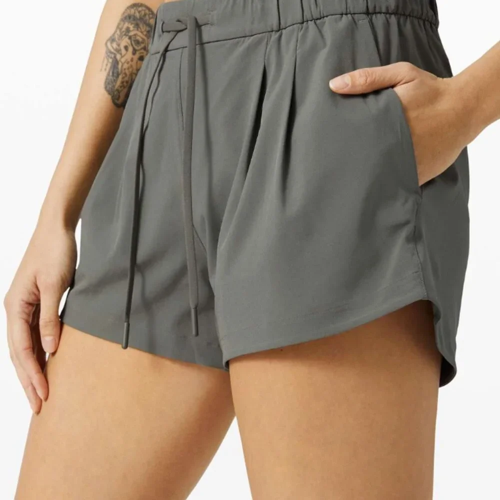 lululemon athletica Stroll At Sundown Women's Athletic Shorts in Charcoal Gray